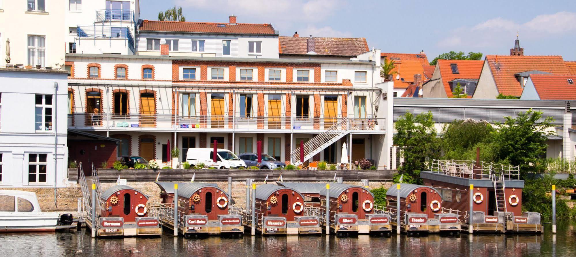 Pension Havelfloß Brandenburg an der Havel Exterior foto